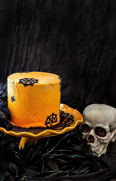 I really hope you guys enjoy this chocolate Halloween cake–it’s spooky good adult fun with the flavors of chocolate and orange and a kicky ombre finish!